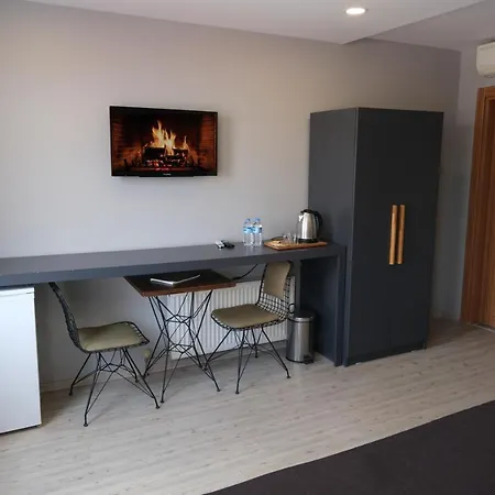 酒店 Senior Pera Suites